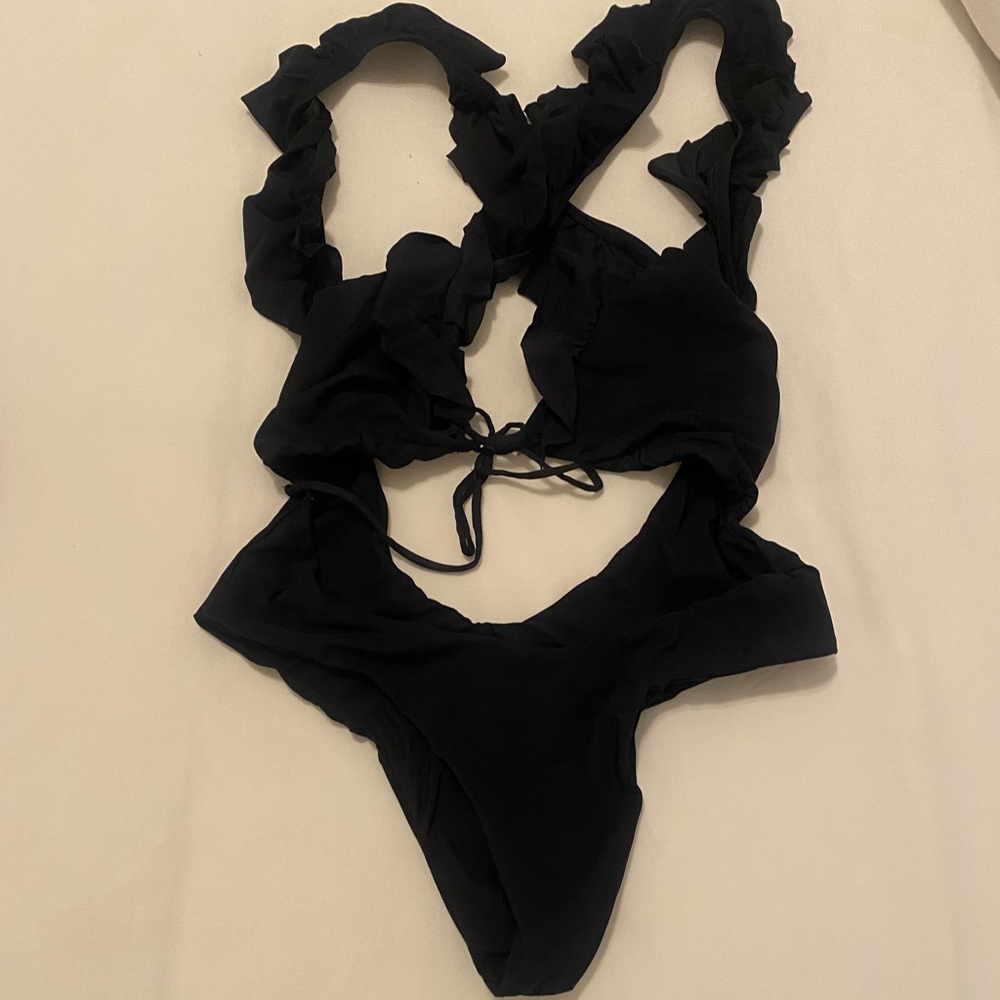 Blue Life Ramba Ruffle One Piece - Picture 3 of 6